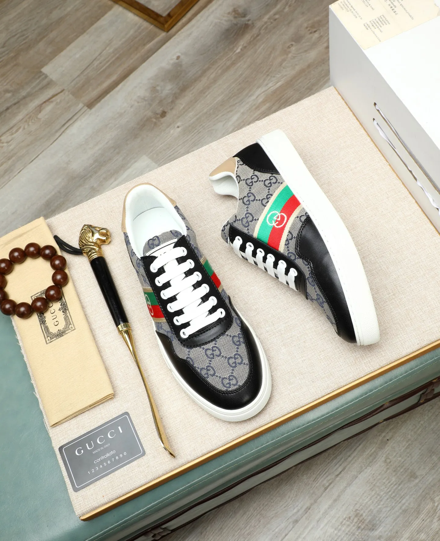 Men's men's shoes 💰440 GUCCI🔍🔍The latest model is on sale at the same time at the counter. Original calfskin imported from Italy, genuine leather lining, (high-end, noble, and classy) with exquisite workmanship. Sole: Original sole provided by the original factory, ⚠Exclusive double-layer movable molded sole super comfortable⚠, real shot 🎬The real thing is better🔍🔍"High quality·Follow the order" Code number 38-44